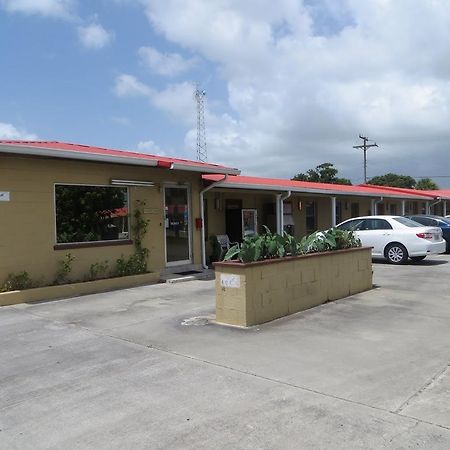 Travelers Inn Okeechobee Buitenkant foto