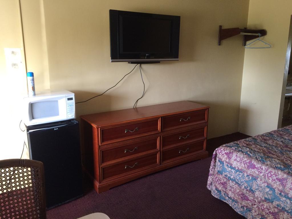 Travelers Inn Okeechobee Buitenkant foto